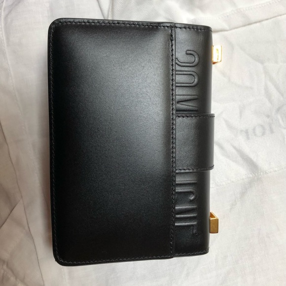 ❌Sold❌ Dior 30 Montaigne Micro Bag - Picture 9 of 13